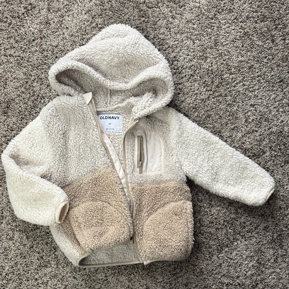 Old Navy Sherpa Teddy Jacket 2T | Cozy Colorblock Fleece Zip Hoodie